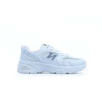 حذاء نيونوبالون رياضي للنساء من بوينت ون