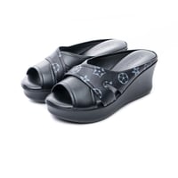 نعال نسائي طبي صناعة ايطالي من بوينت ون 17-592