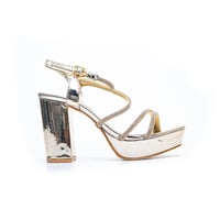 صندل نسائي بكعب بلاتفورم وسير كاحل من بوينت ون_412