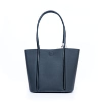 حقيبة يد نسائية فاخرة من بوينت ون – تصميم أنيق وخا...