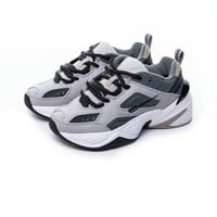 حذاء رياضي نسائي صناعة فتنامي_ 342