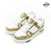 حذاء رياضي نسائي ايطالي-542