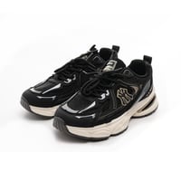 حذاء رياضي رجالي صناعة فتنامي 561