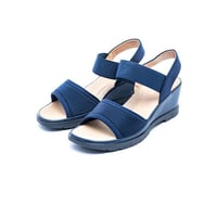 صندل بوينت ون النسائي بكعب إسفيني وأصابع مغلقة-42-...