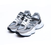 حذاء نيونوبالون رياضي للنساء من بوينت ون 200-556-2...