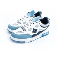 حذاء رياضي رجالي صناعة فتنامي 228