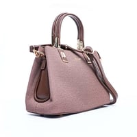 حقيبة يد نسائية فاخرة من بوينت ون – تصميم أنيق وخا...