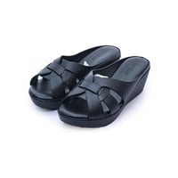 حذاء بكعب عريض للنساء من بوينت ون 212