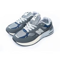 حذاء رياضي رجالي صناعة فتنامي 100