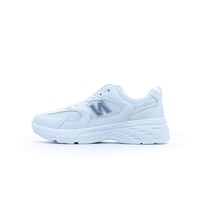 حذاء نيونوبالون رياضي للنساء من بوينت ون