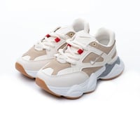 حذاء رياضي نسائي فتنامي-5116