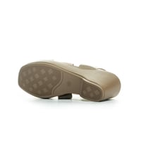 صندل فلات طبي للنساء من بوينت ون -17-400