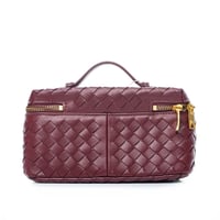 حقيبة يد نسائية فاخرة من بوينت ون – تصميم أنيق وخا...