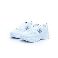 حذاء نيونوبالون رياضي للنساء من بوينت ون