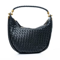 حقيبة يد نسائية فاخرة من بوينت ون – تصميم أنيق وخا...