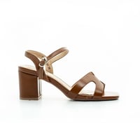 صندل نواعم نسائي كعب متوسط صناعة ايطالي من بوينت و...