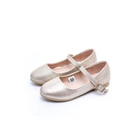 أحذية حفلات للبنات من بوينت ون – أنيقة وعصرية للمن...