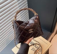 شنطة شانيل بدون الملحقات