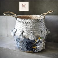 سلات توزيعات ( قرقعان )