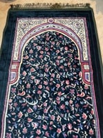 سجاد فخم (فقط) لون اخضر