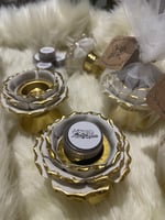 مبخرة سيراميك ورد ابيض مع ذهبيّ باضافة بخور