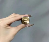 مجموعة شانيل (روج + كريم) مع ملحقاته