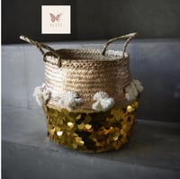 سلات توزيعات ( قرقعان )