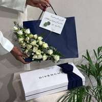 تنسيق شماغ جيفنشي