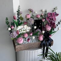 تنسيق جذع الشجرة ب الورد مع تغريسه