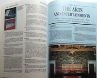 Guinness Book of Records 1984 . hardcover. 449 pag...