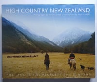HIGH COUNTRY : NEW ZELAND . نيوزلندا . غلاف مقوى م...