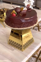 طقم الضيافة الذهبي