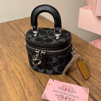 شنطة يد كوتش ميني