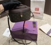 شنطة يد توري بورش