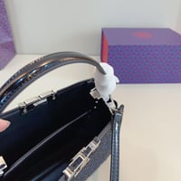 شنطة يد توري بورش ميني لامع