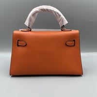 شنطة برتقالي