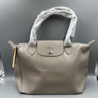 شنطة لونج شامب جلد بيج