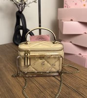 شنطة يد توري بورش