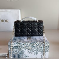 شنطة يد ديور أسود مطفي