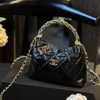 شنطة يد شانيل أسود