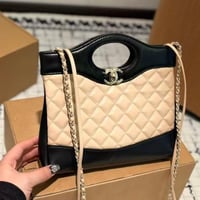 شنطة يد شانيل بيج