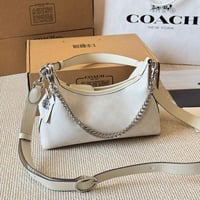 شنطة يد كوتش