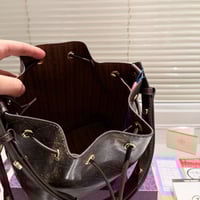 شنطة توري بورش