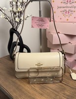 شنطة كتف كوتش سكري