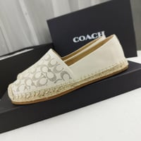 حذاء فلات كوتش وايت