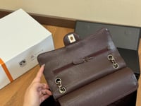 شنطة كتف شانيل