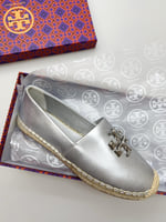 حذاء توري بورش فضي