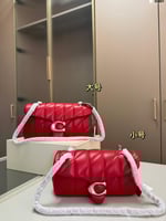 شنطة كتف كوتش