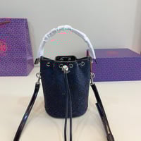 شنطه يد توري بورش لامع