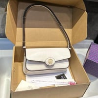 شنطة كتف توري بورش أبيض